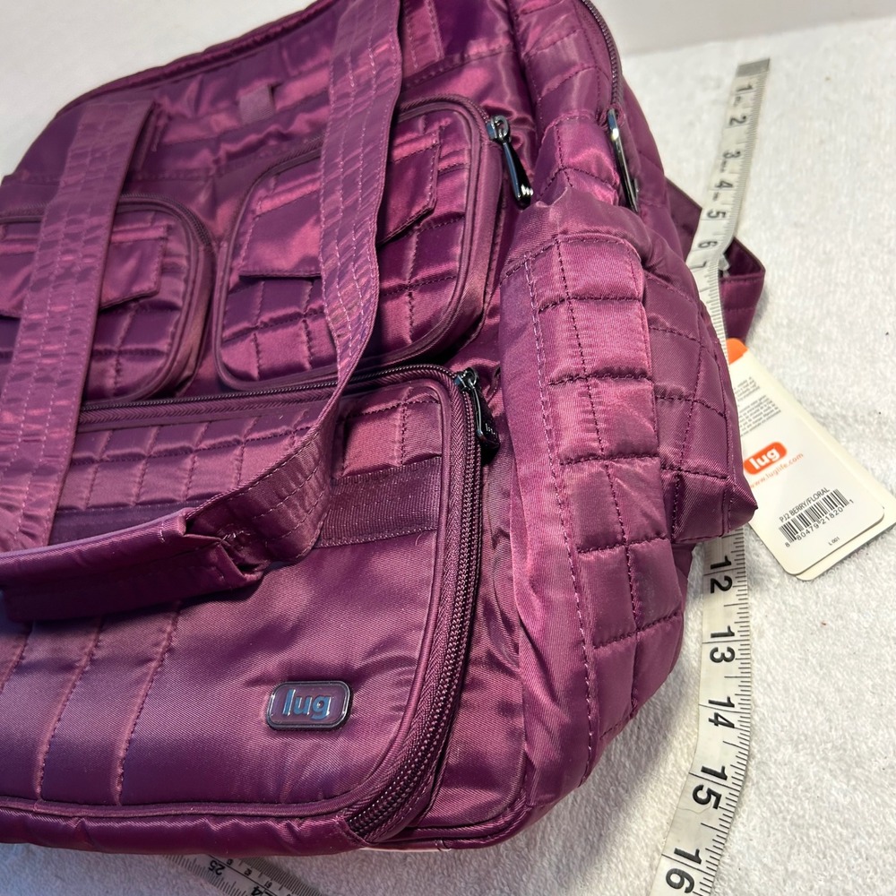 Lug Puddle Jumper Overnight Gym Bag Berry Floral RFID Quilted Travel Tote NEW - Picture 10 of 11